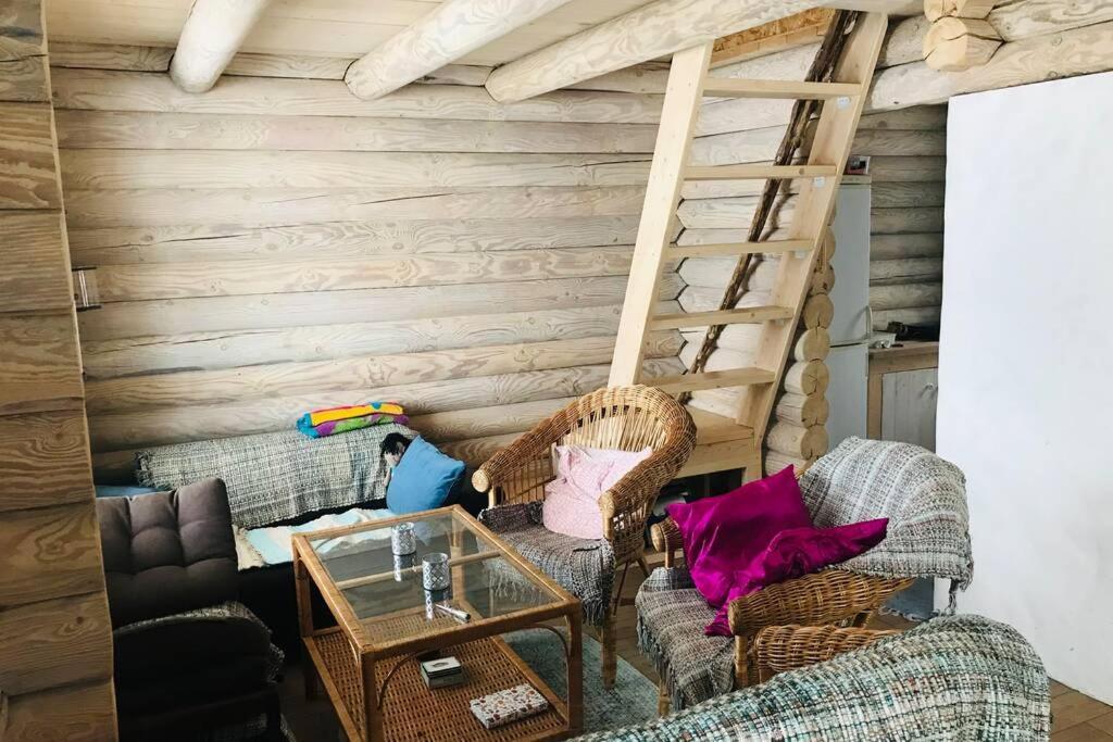 Romantic At Loghouse Vaeiketeemaja Chalet Uksnurme